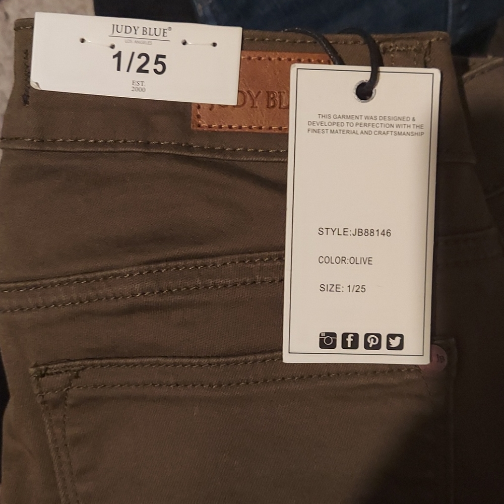 NWT Judy Blue 1/25 Olive Jeans